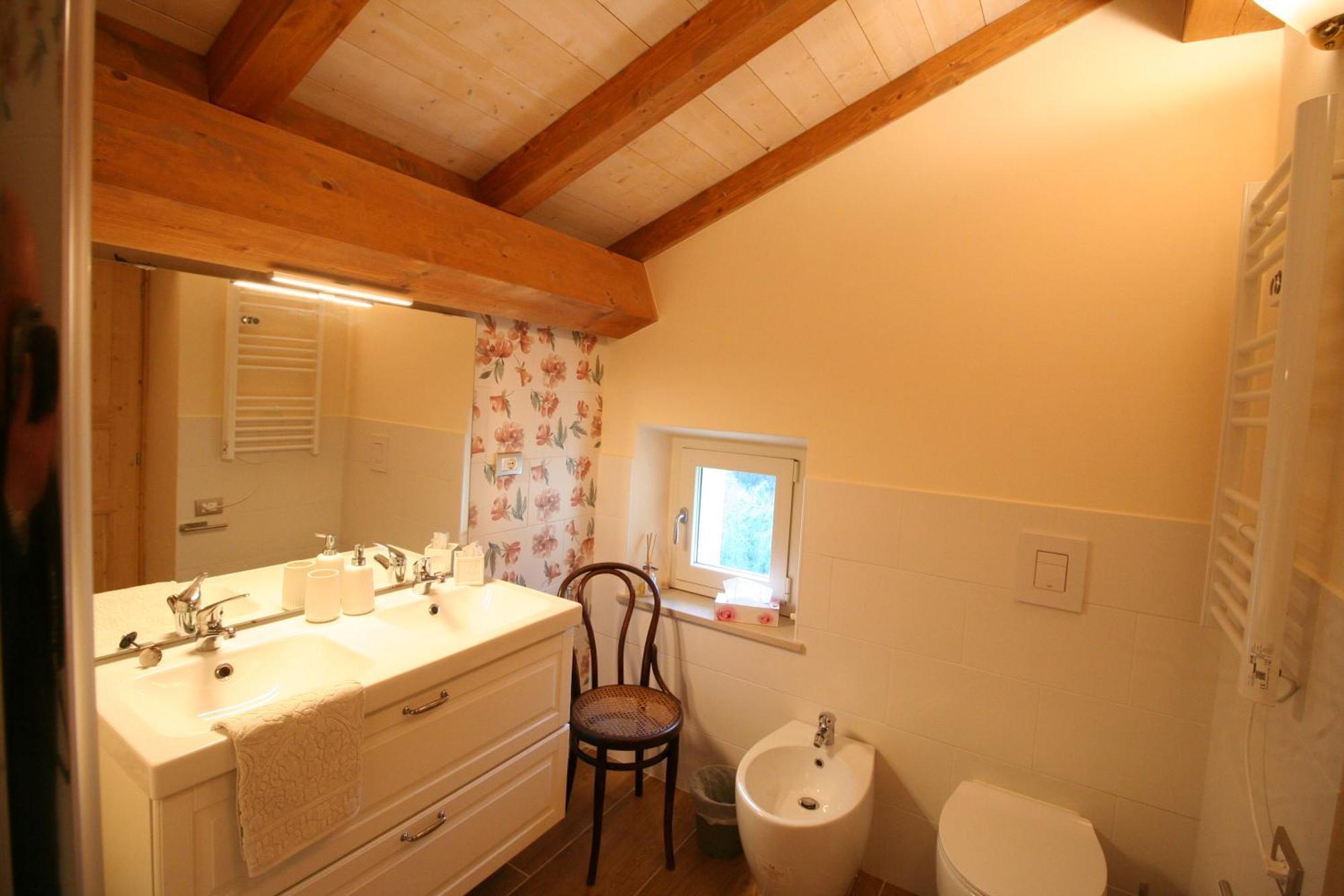 Cantoquinto Bed And Breakfast Фивиццано Экстерьер фото
